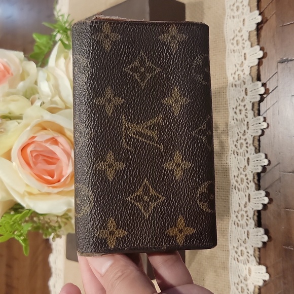 Authentic Louis Vuitton wallet - Picture 2 of 7